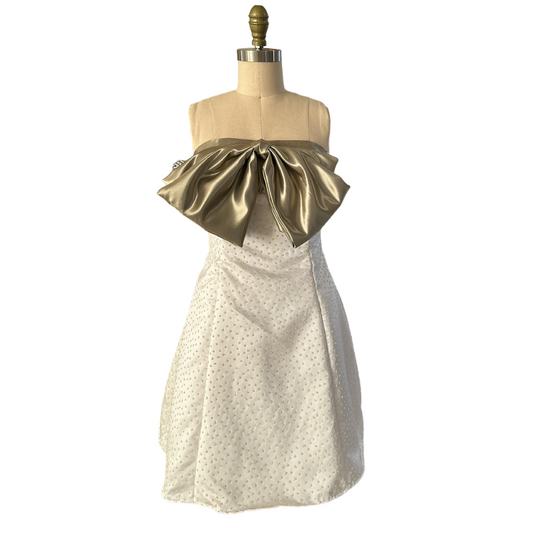 The bow dress